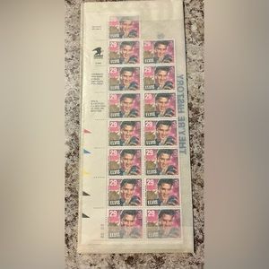 L👀K>>Elvis Presley Stamps 1992  Original